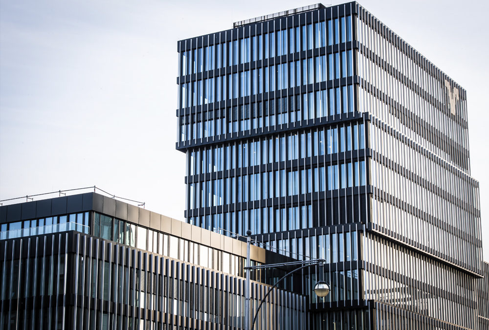 Gewerbekomplex mit Schule und Hotel, Freiburg